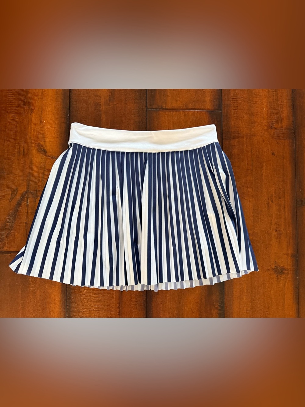 Vineyard Vines Navy & White Vertical Stripe Pleated Skater/Tennis Skirt